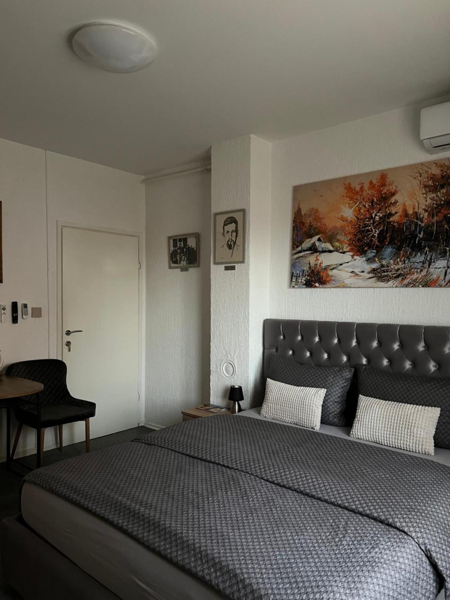 Luxrooms - Hotel Type With Private Jacuzzi Bjelovar Exterior photo